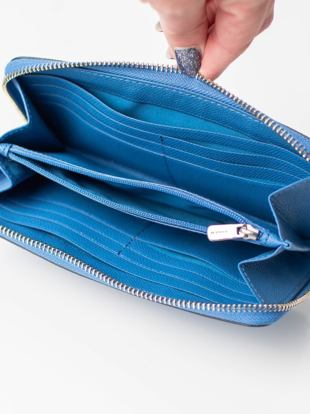 Blue Coach Long Zip Around Wallet Pebble Blue Leather NEW - Picture 2 of 4